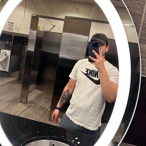 Meet your Posher, Samuel